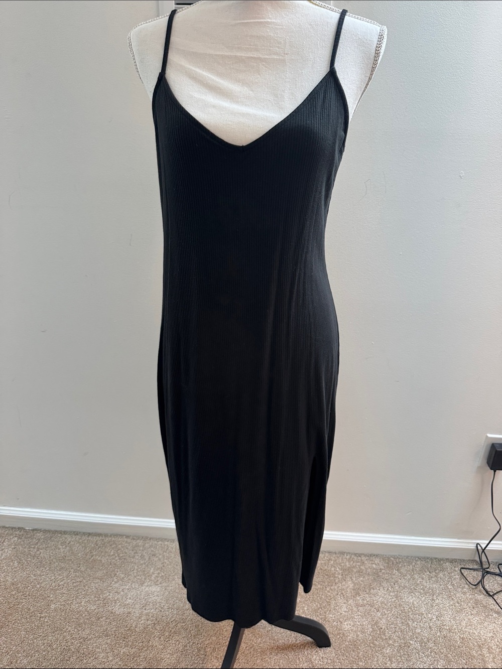 Abercrombie & Fitch Black Ribbed Slip Midi Dress